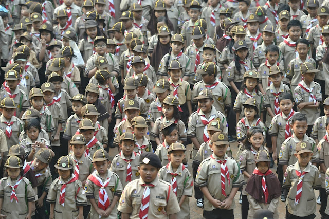 Kemendikbudristek Pastikan Pramuka Tetap Menjadi Ekstrakurikuler yang Wajib Disediakan Sekolah Kemendikbudristek Pastikan Pramuka Tetap Menjadi Ekstrakurikuler yang Wajib Disediakan Sekolah